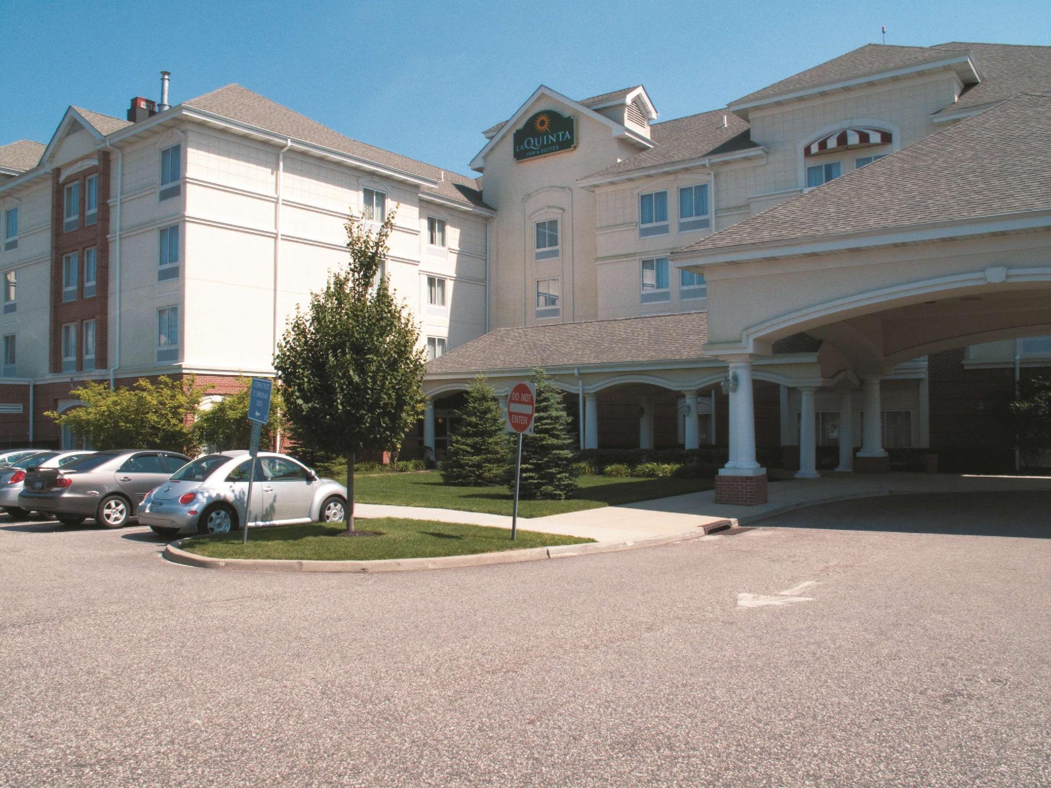 La Quinta By Wyndham Islip - Macarthur Airport Hotel Bohemia Exterior photo